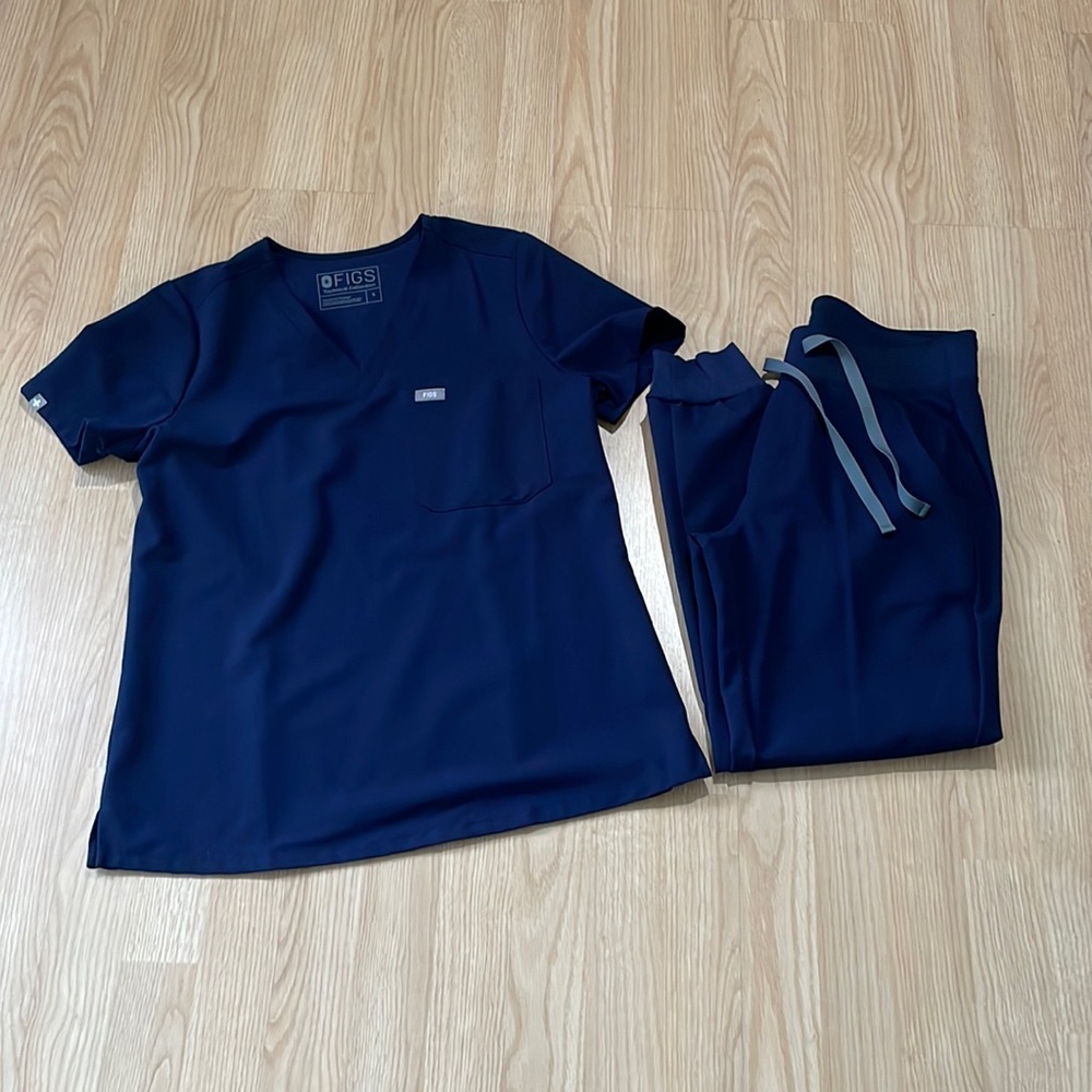 Navy Figs Scrubs Catarina and Zamora Joggers